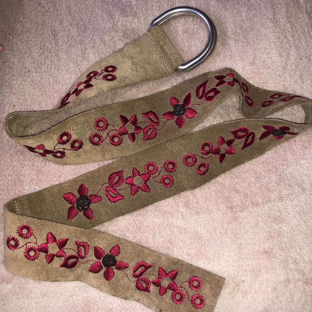 Vintage suede embroidered belt